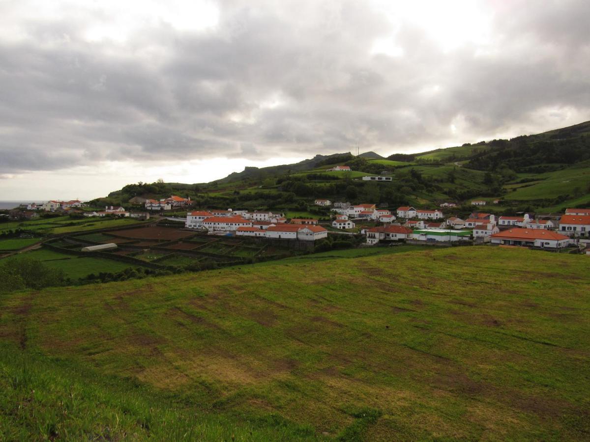 Lajes das FloresCasa L&Mアパートメント エクステリア 写真